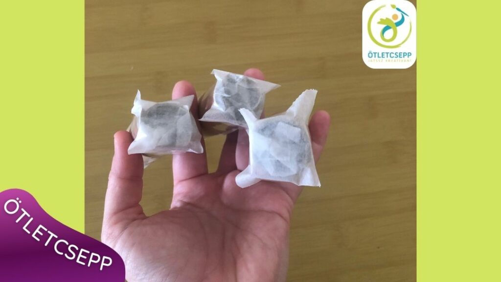 hengerek alja sütőpapírral leragasztva